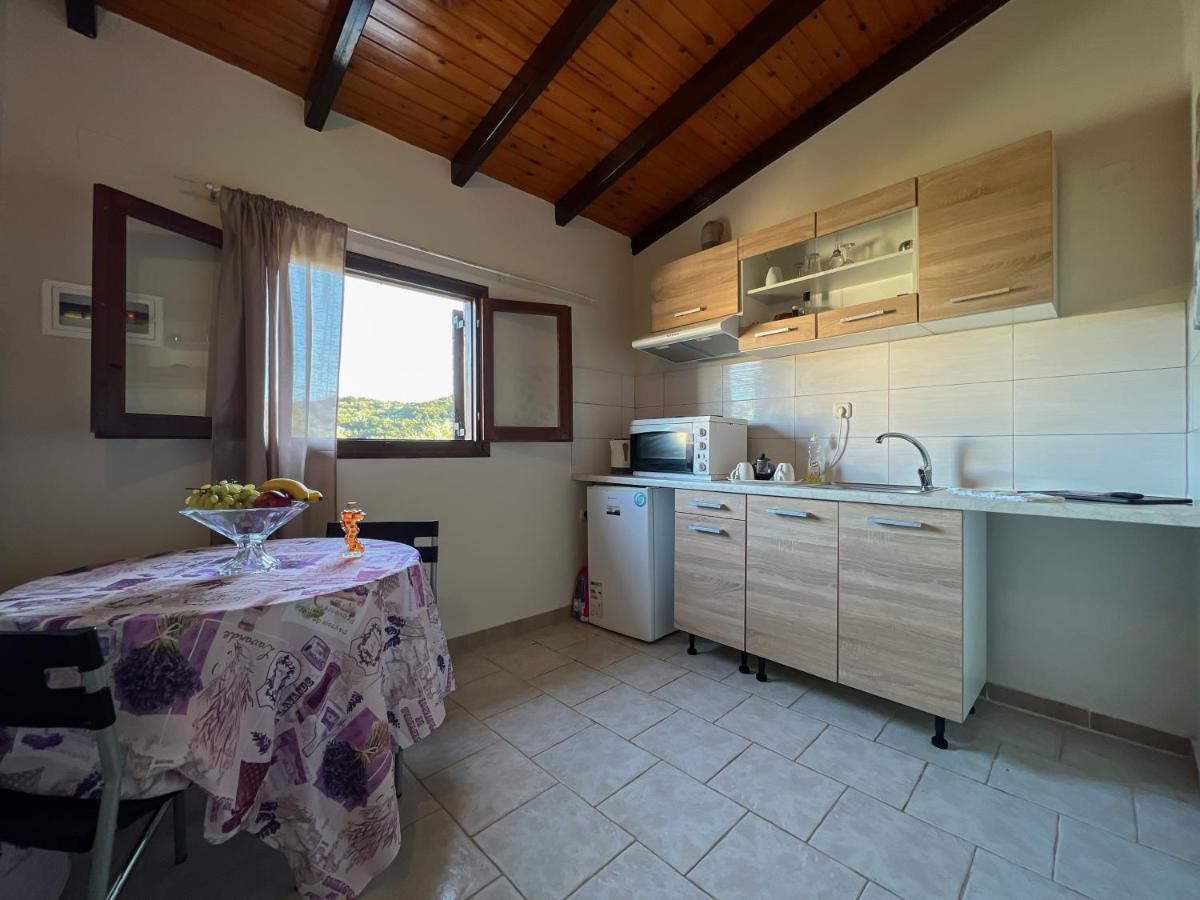 Apartamento Barbara House Doukádes Exterior foto